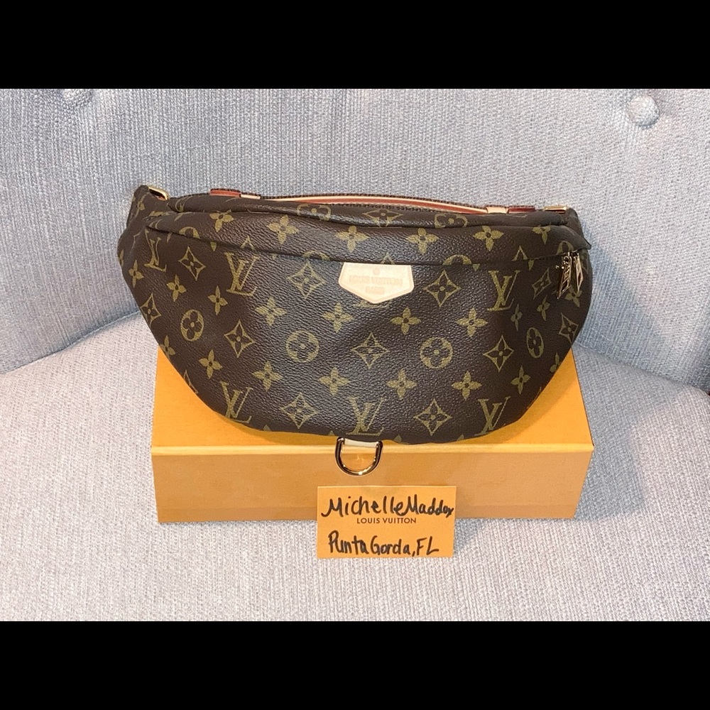 ❌SOLD❌ Louis Vuitton Bumbag